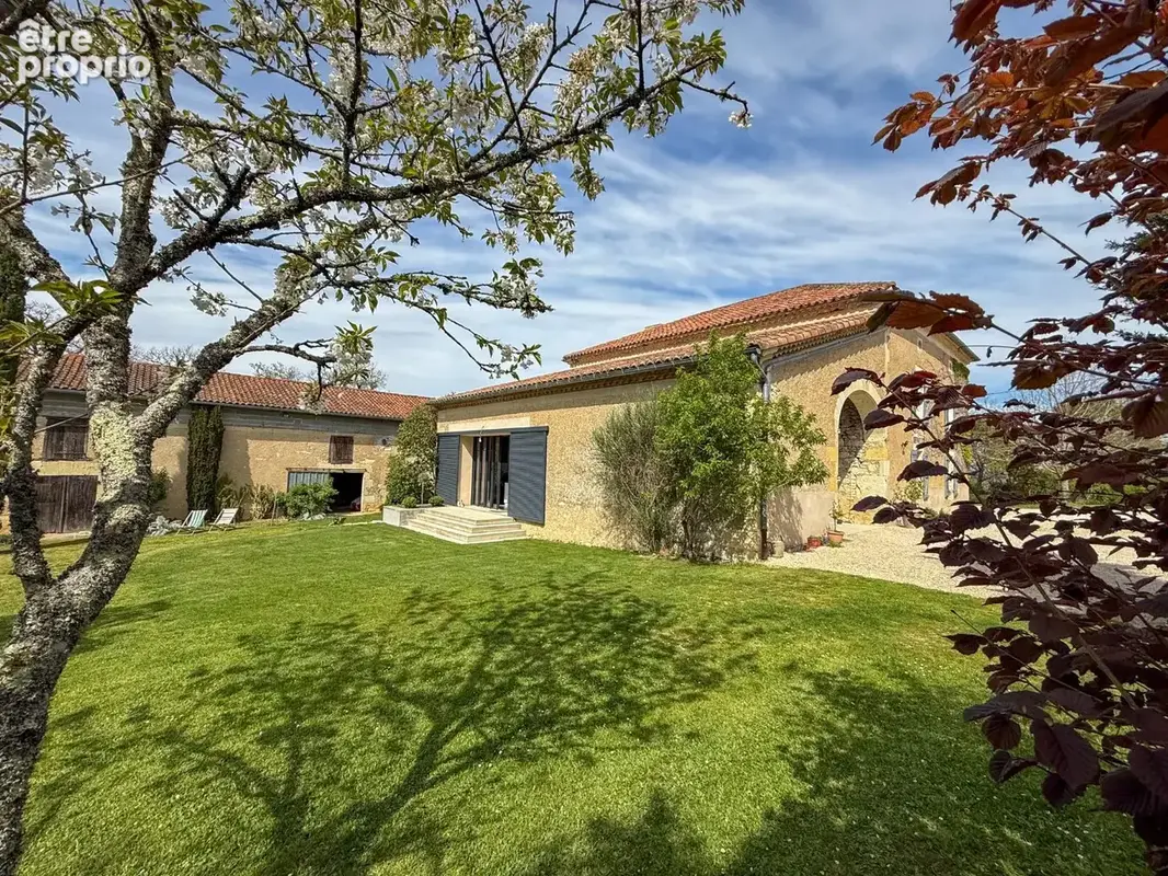 Vue imprenable et intimité absolue sur 6,5 hectares - photo 3