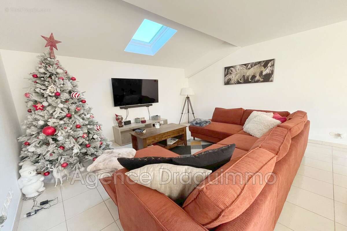 Appartement à DRAGUIGNAN