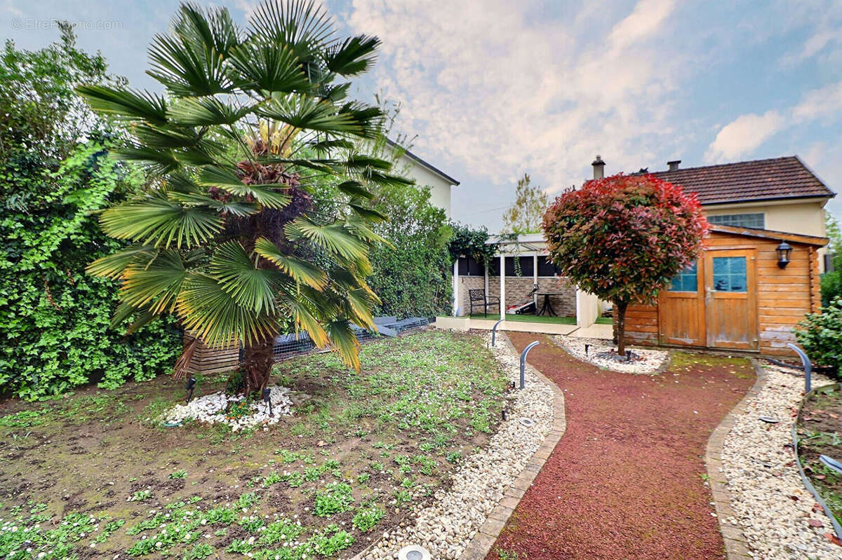 Maison à SAINT-PRIX