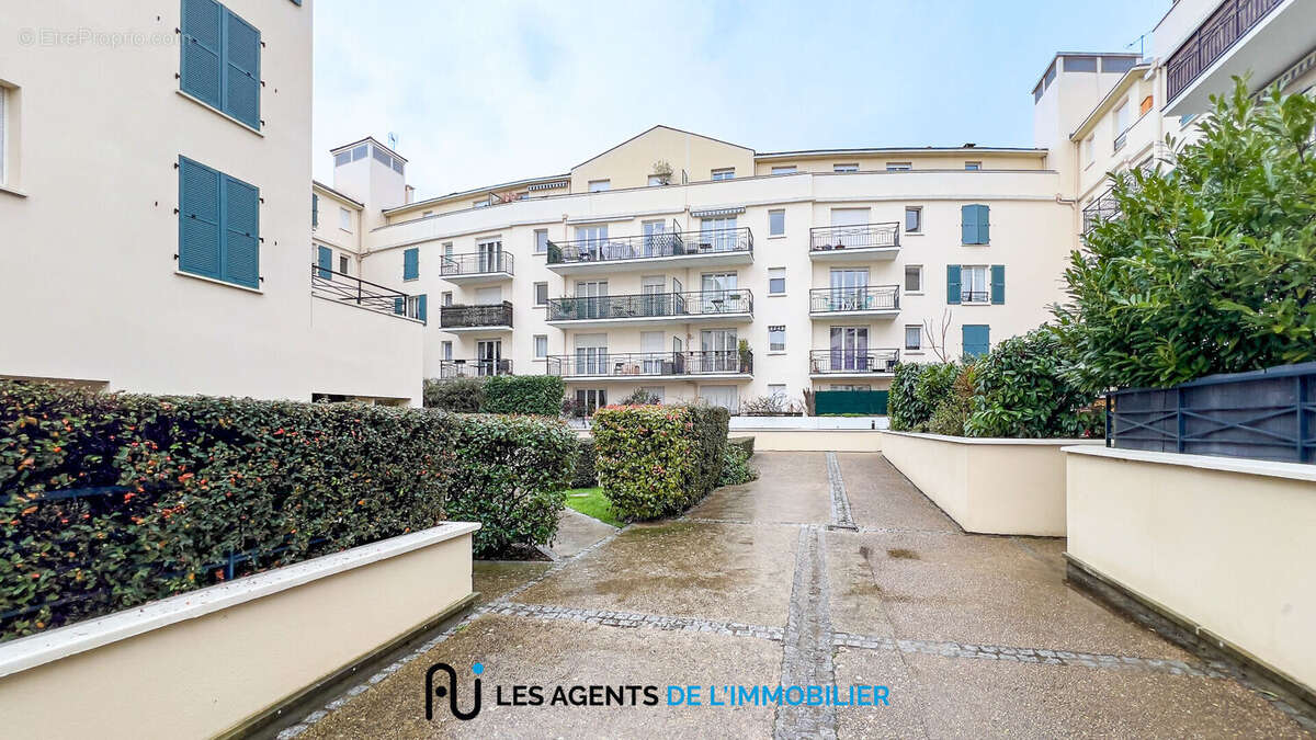 Appartement à RUEIL-MALMAISON