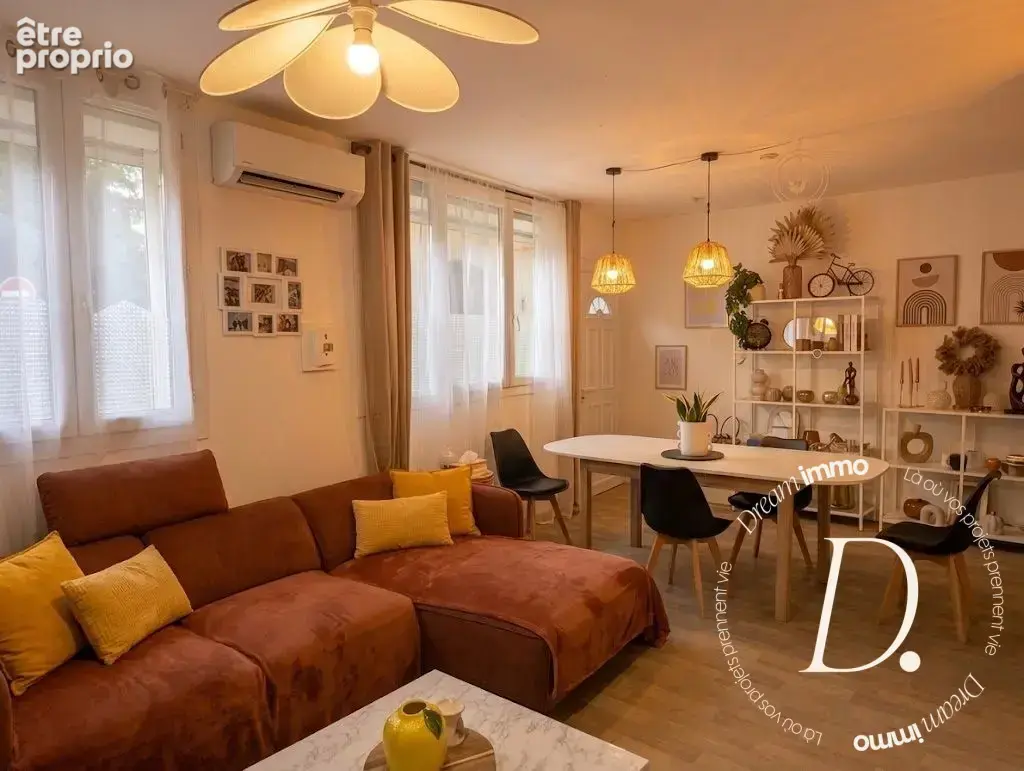 Maison 161 m² à Arles  - photo 2