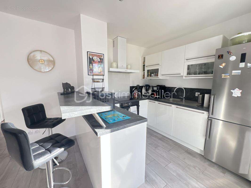 Appartement à L'ETANG-LA-VILLE