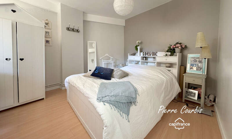 Maison à POUILLY-LE-MONIAL