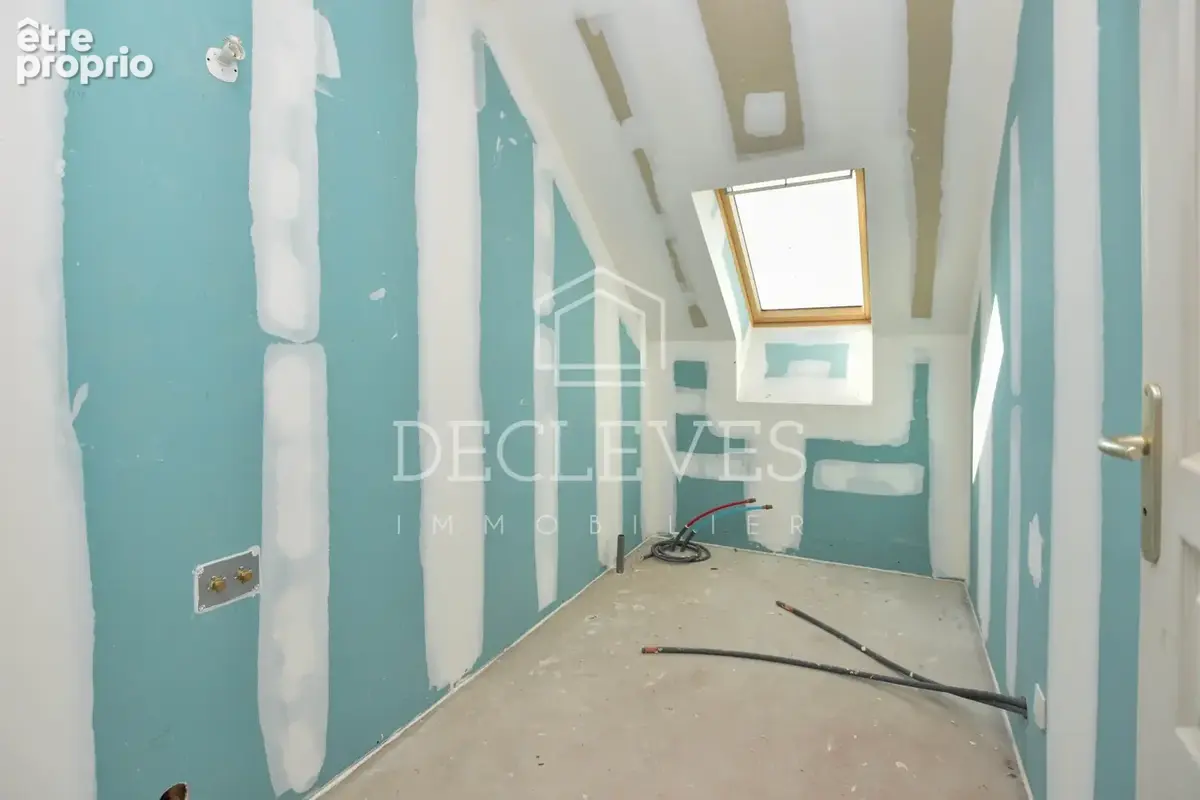 Maison Neuve de 150 m2 - 5 chambres et Sous-sol total -  Morainvilliers - - photo 10