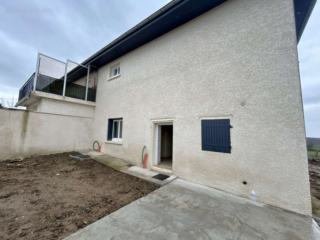 Appartement à VANDEINS