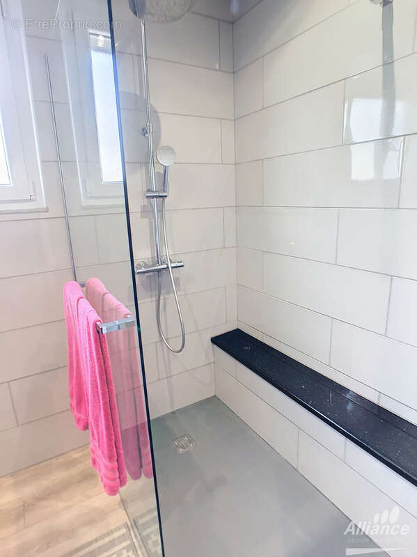 Allenjoie exclusif propriete avec piscine - photo 11