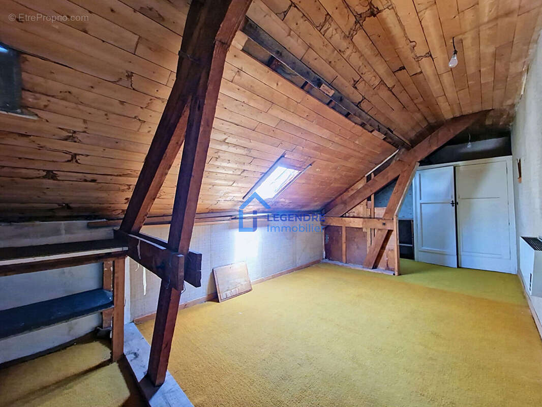 Maison à MONTIGNY-LES-CORMEILLES