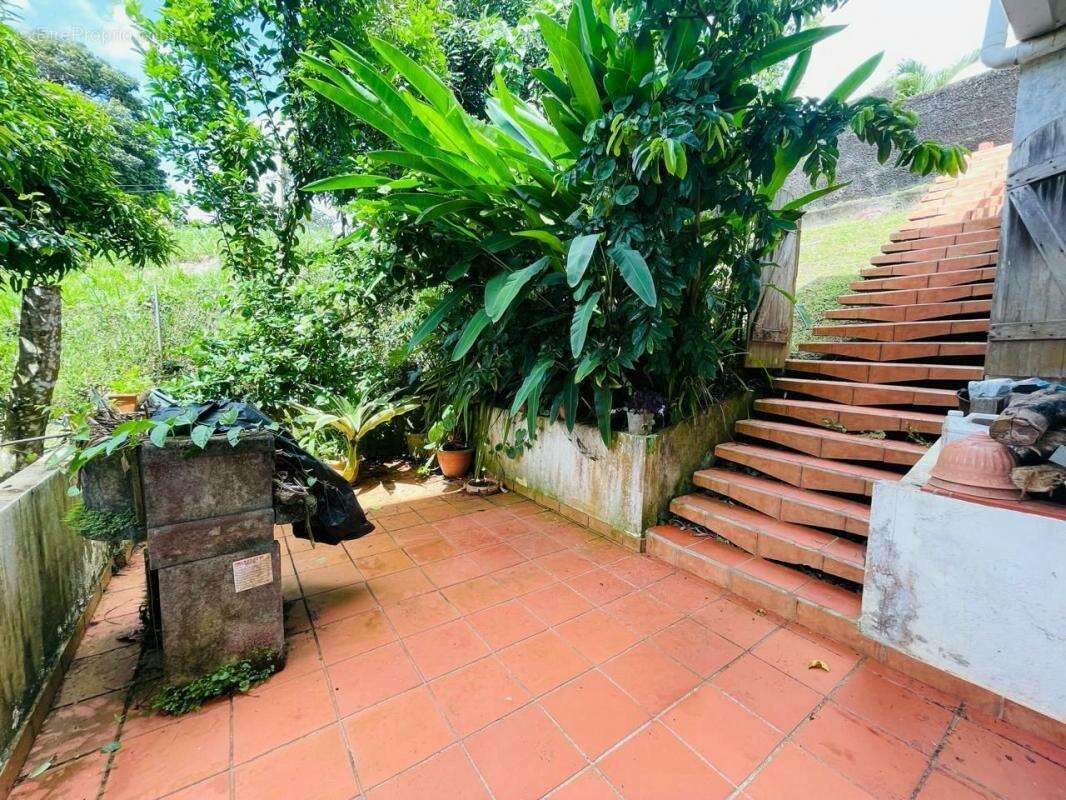 Maison à FORT-DE-FRANCE