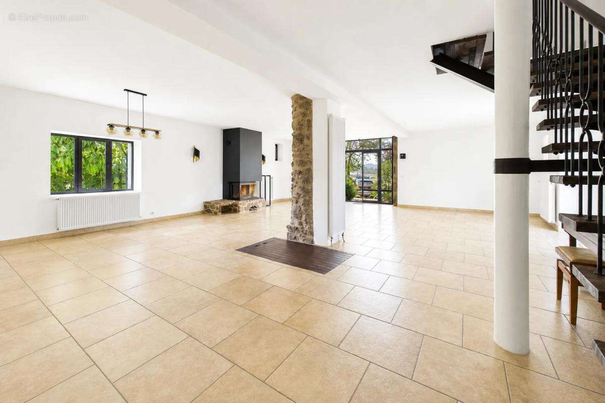 Maison à PLATS
