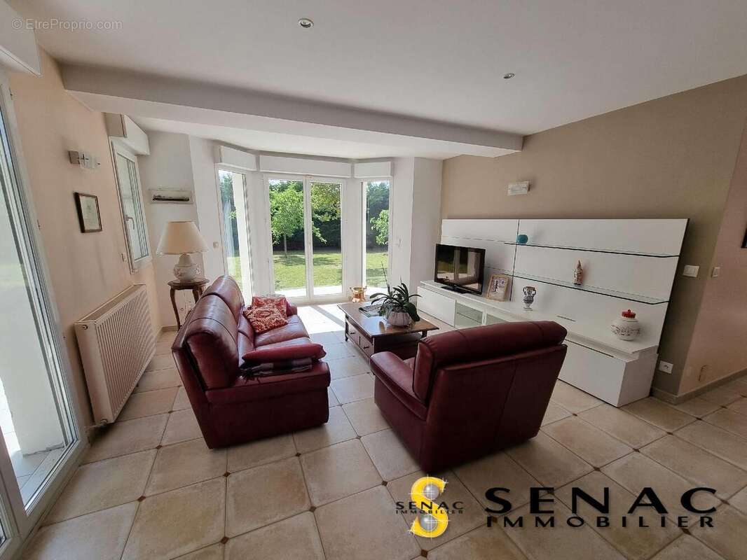 Maison à SAINT-LEU-LA-FORET