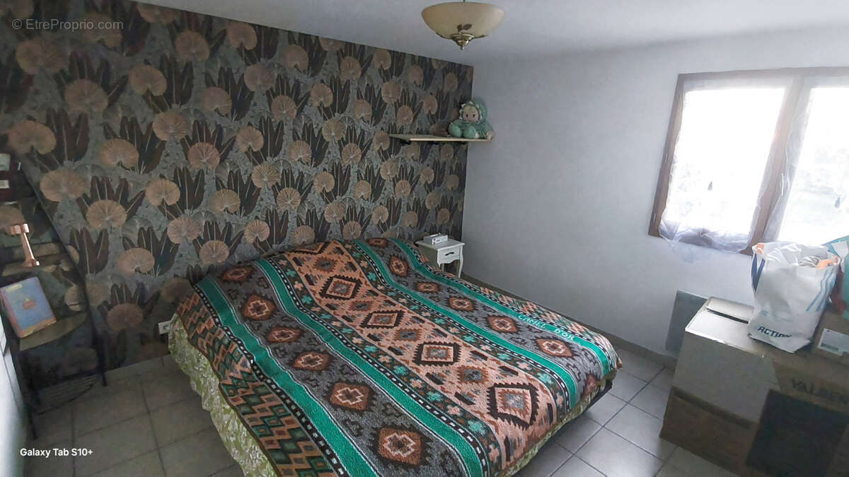 Maison à NEUVIC-ENTIER