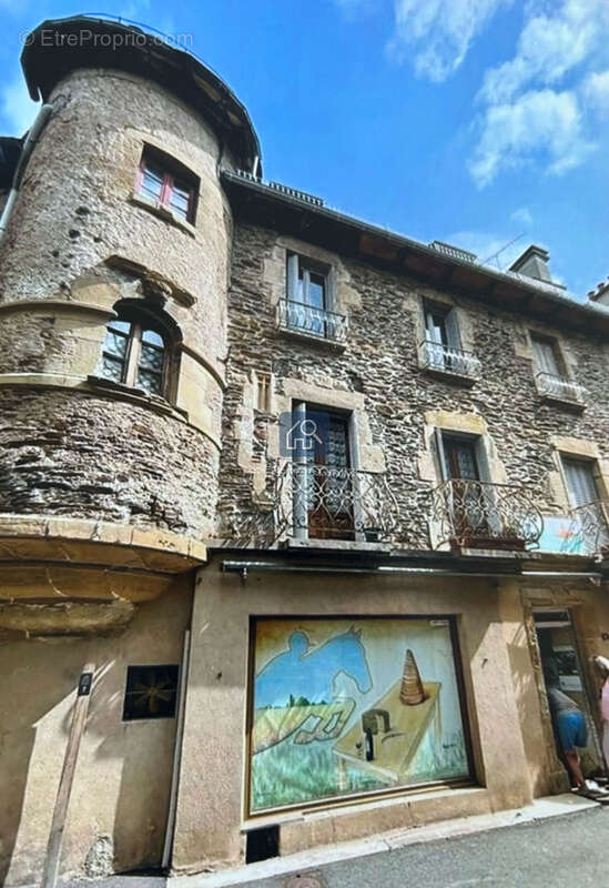 Maison à ESTAING