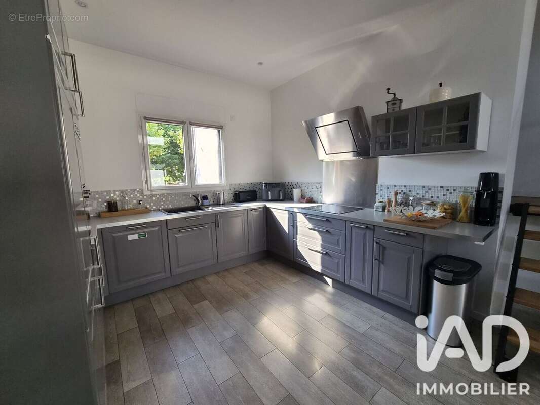 Maison 93 m² à Morsang-Sur-Orge  - photo 9