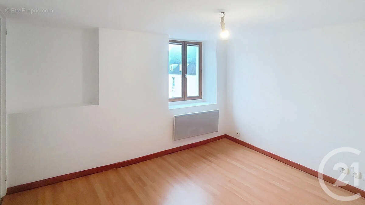 Appartement à BRIE-COMTE-ROBERT
