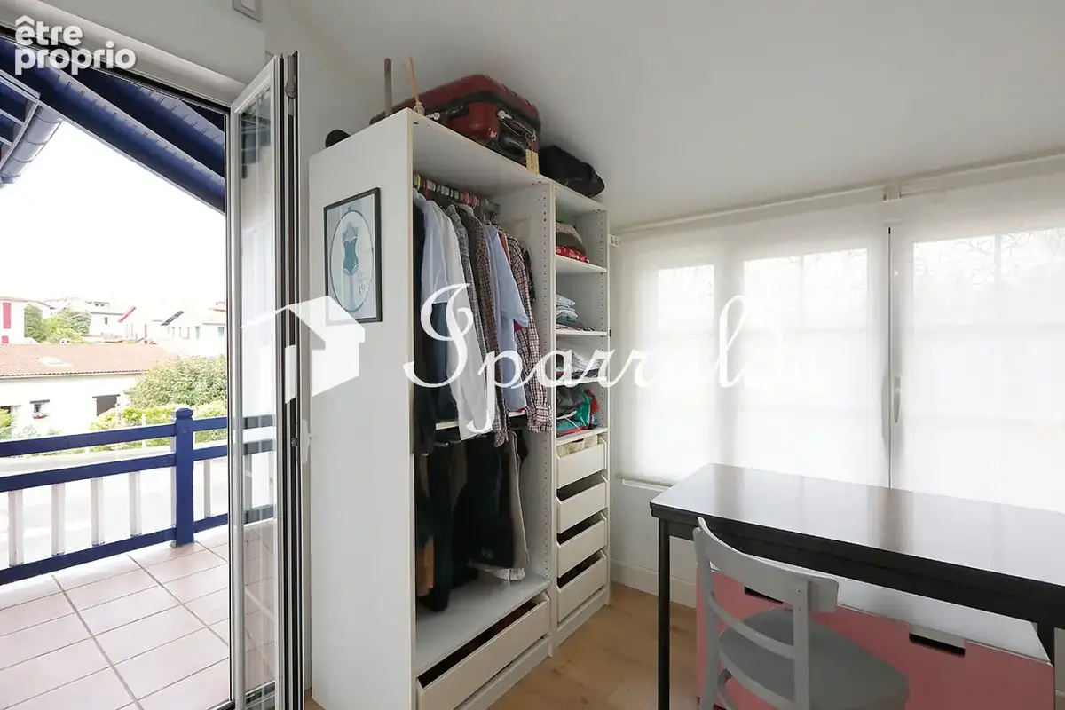 Superbe Maison de type T5 CENTRE VILLE tout à pied à HENDAYE 64700 - photo 30