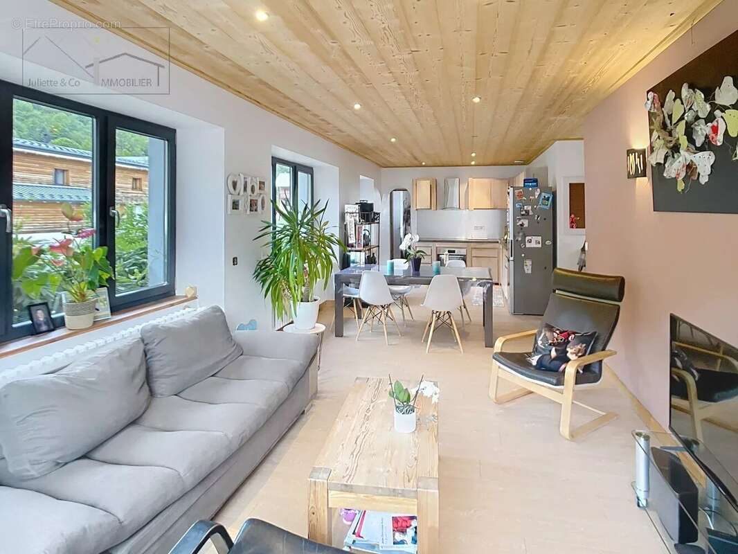 Appartement à LES HOUCHES