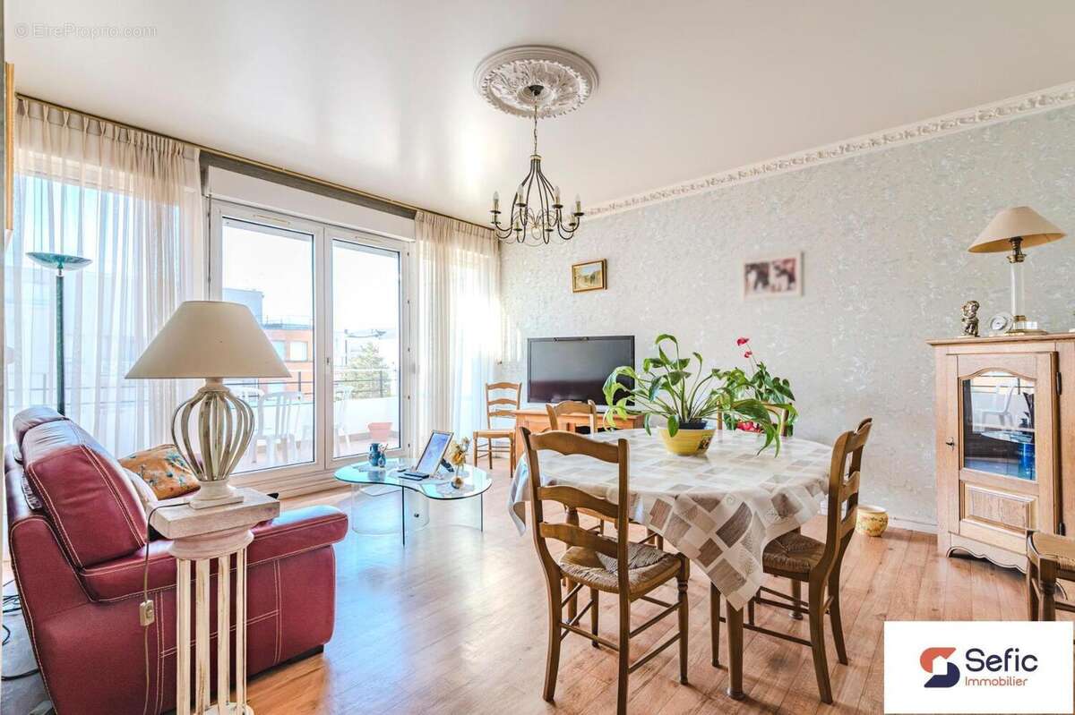 Appartement 85 m² à Reims  - photo 3