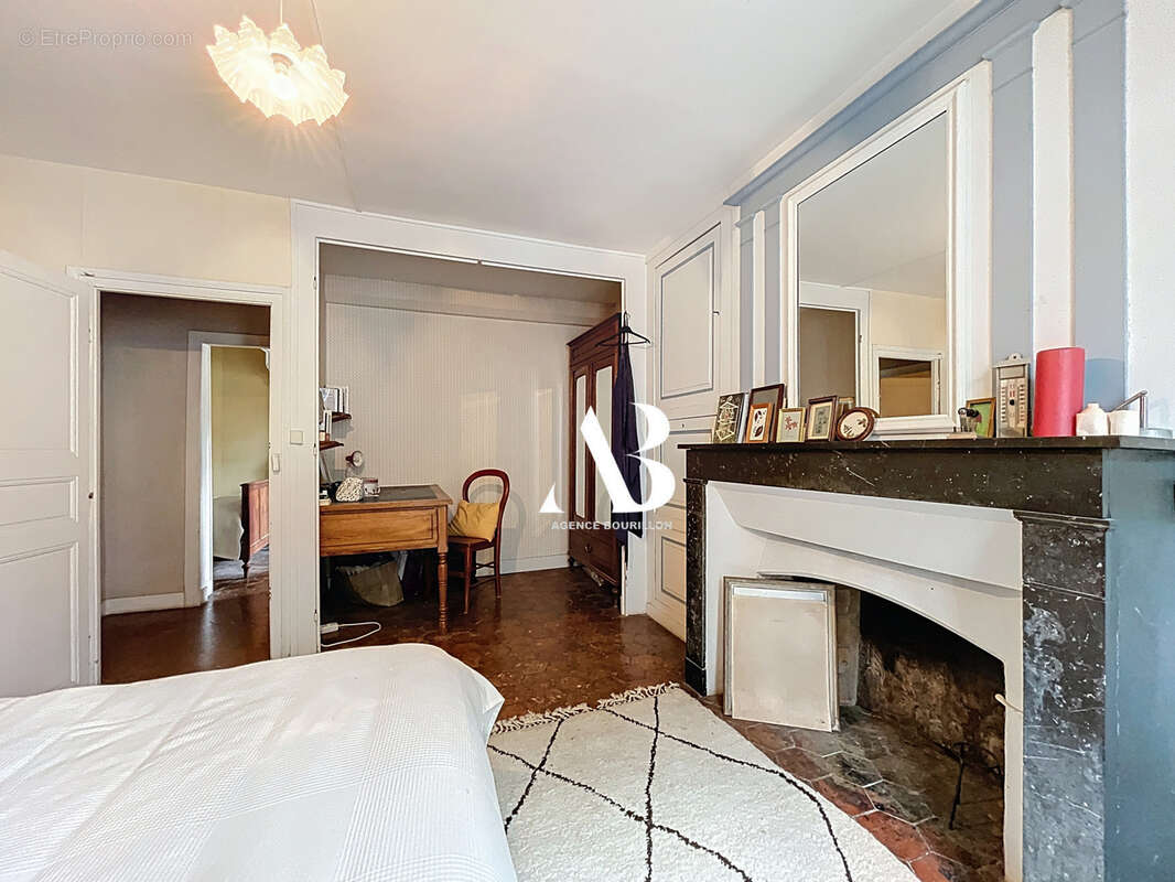 Maison à MONTIGNY-LENCOUP