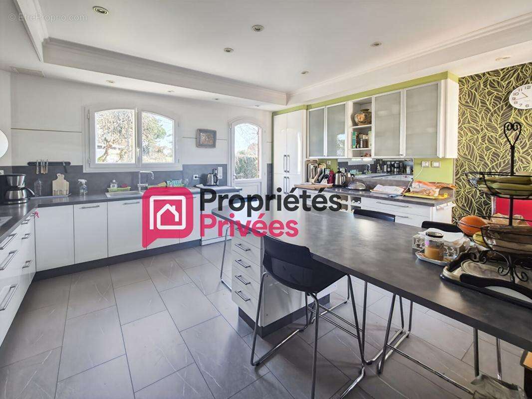 Proche centre Bazas - Maison familiale de 170 m2 à 40 mn de Bordeaux - photo 7