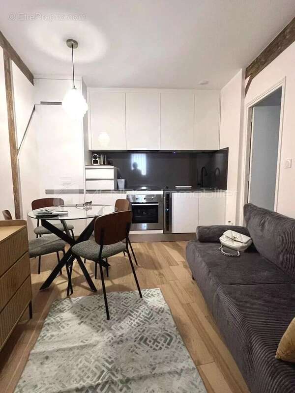 Appartement à CAP-D'AIL