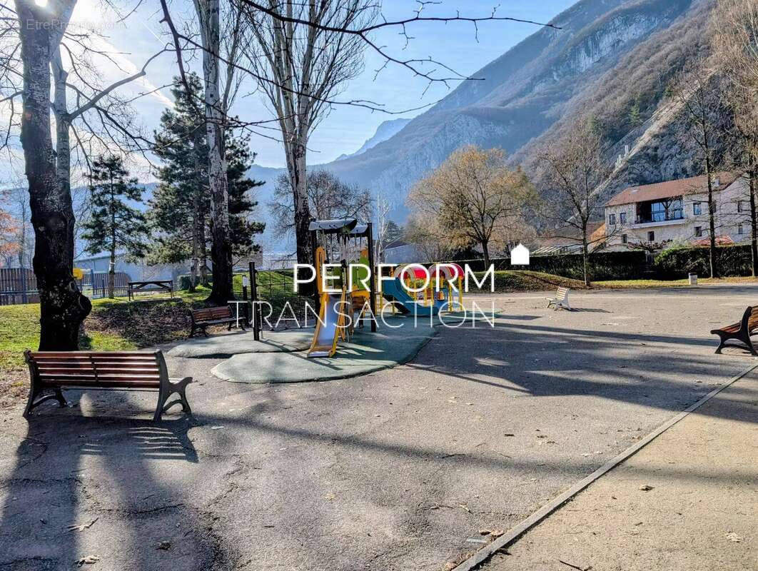 Appartement à SASSENAGE