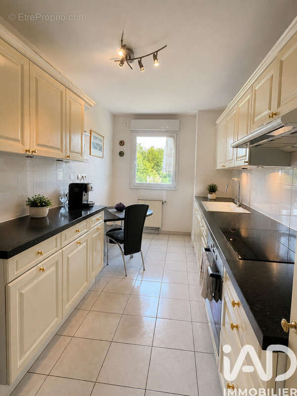 Appartement 92 m² à Moulins-Les-Metz  - photo 6