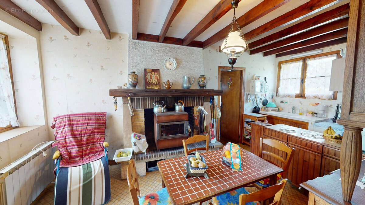 Maison à MENETOU-COUTURE