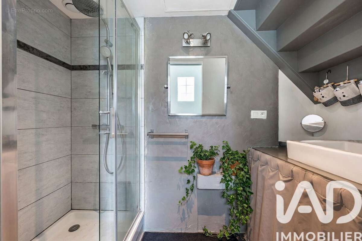 Photo 9 - Maison à NANTERRE