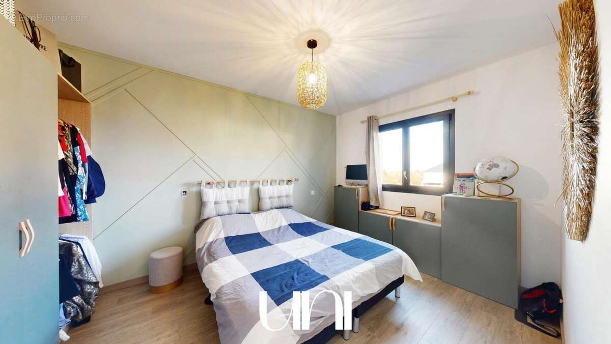 Maison à TILLY-SUR-SEULLES