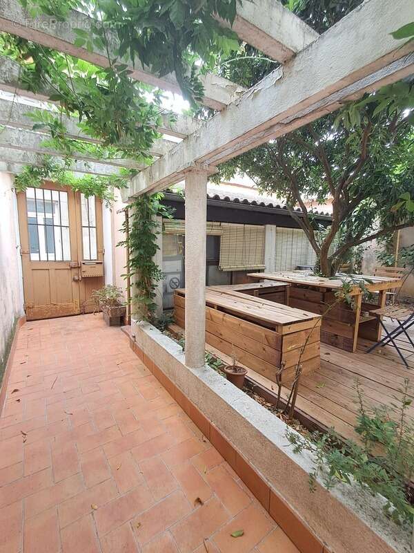 Charme, authenticité et 204 m² de potentiel à Pennautier ! - photo 2