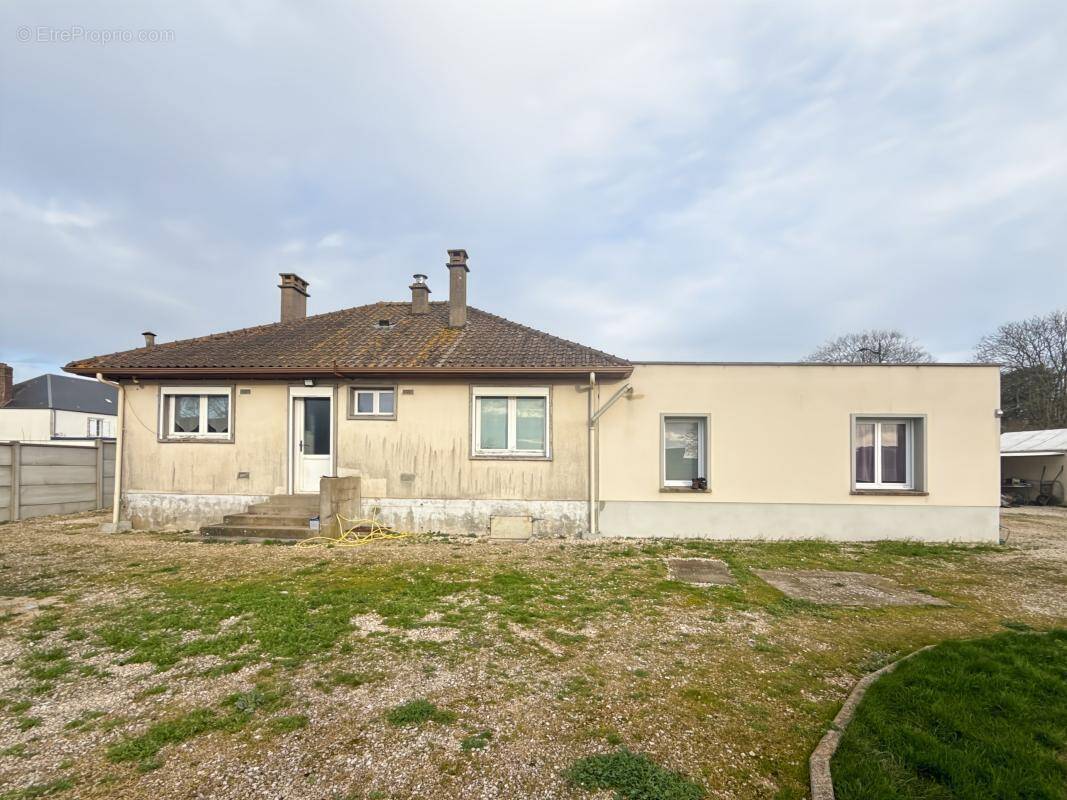 Maison à ORGERES-EN-BEAUCE