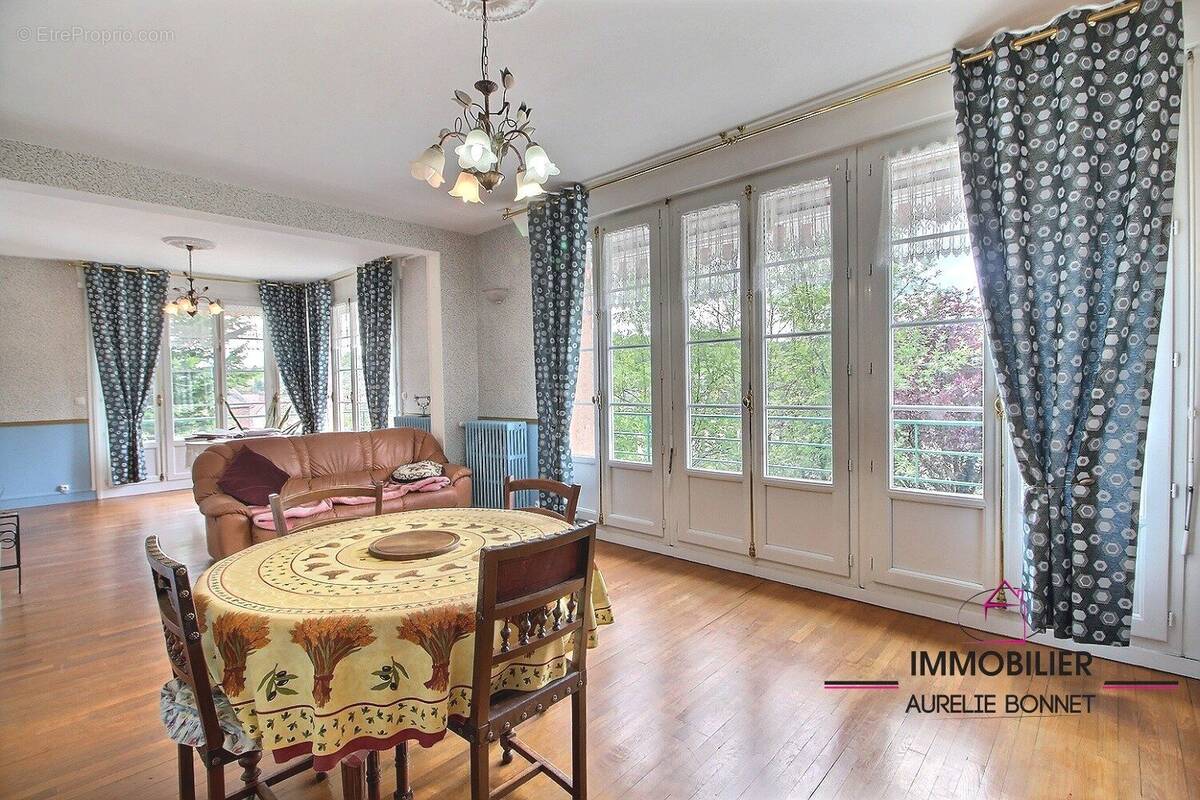 Maison à VIMOUTIERS