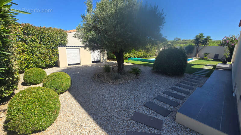 Maison à SAUVIAN