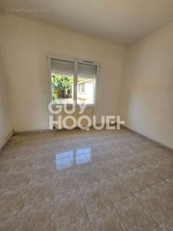Maison 60 m² à Le Plessis-Brion  - photo 5