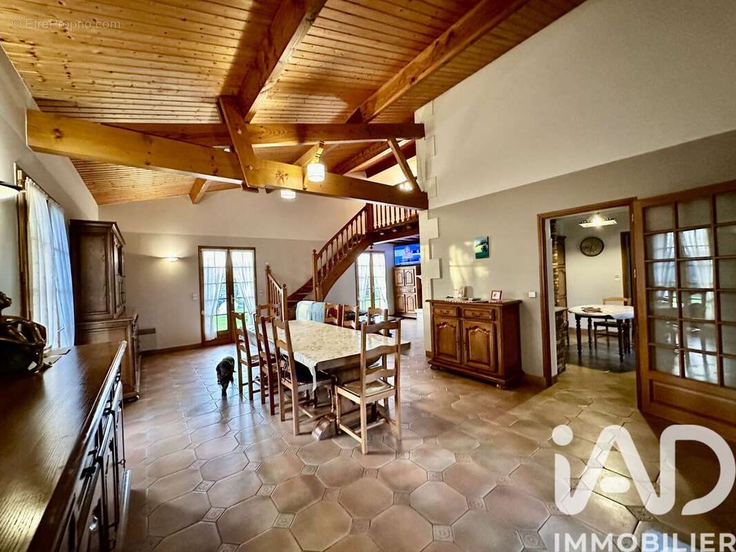 Photo 2 - Maison à BRANNE