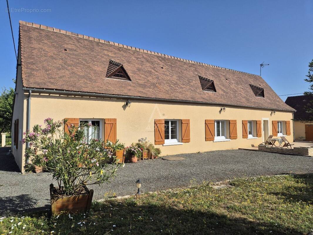 Maison à DURTAL