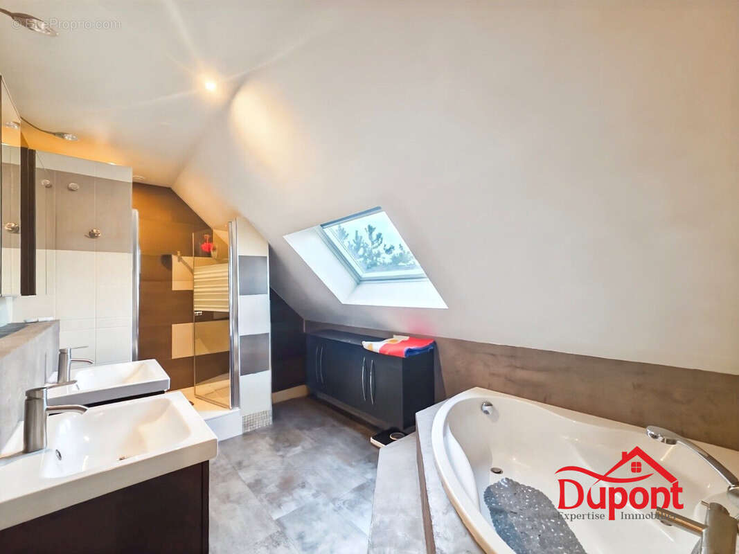 Maison à BEAUVOIS-EN-CAMBRESIS