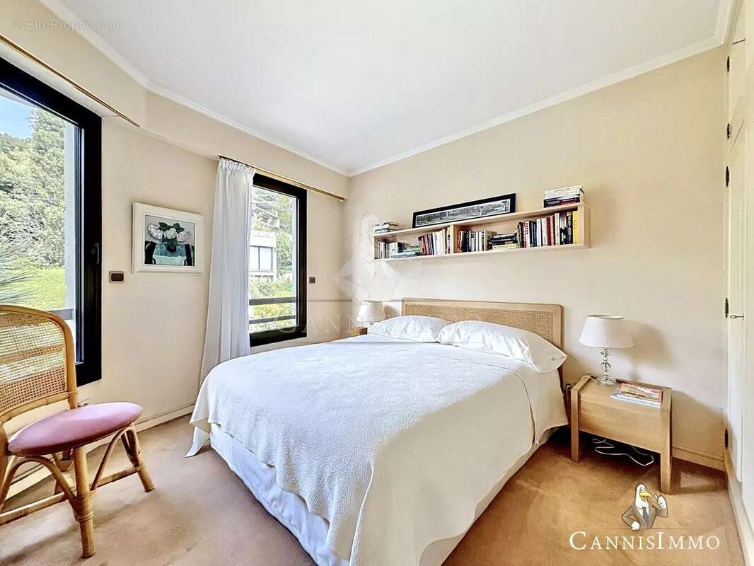Appartement à LE CANNET