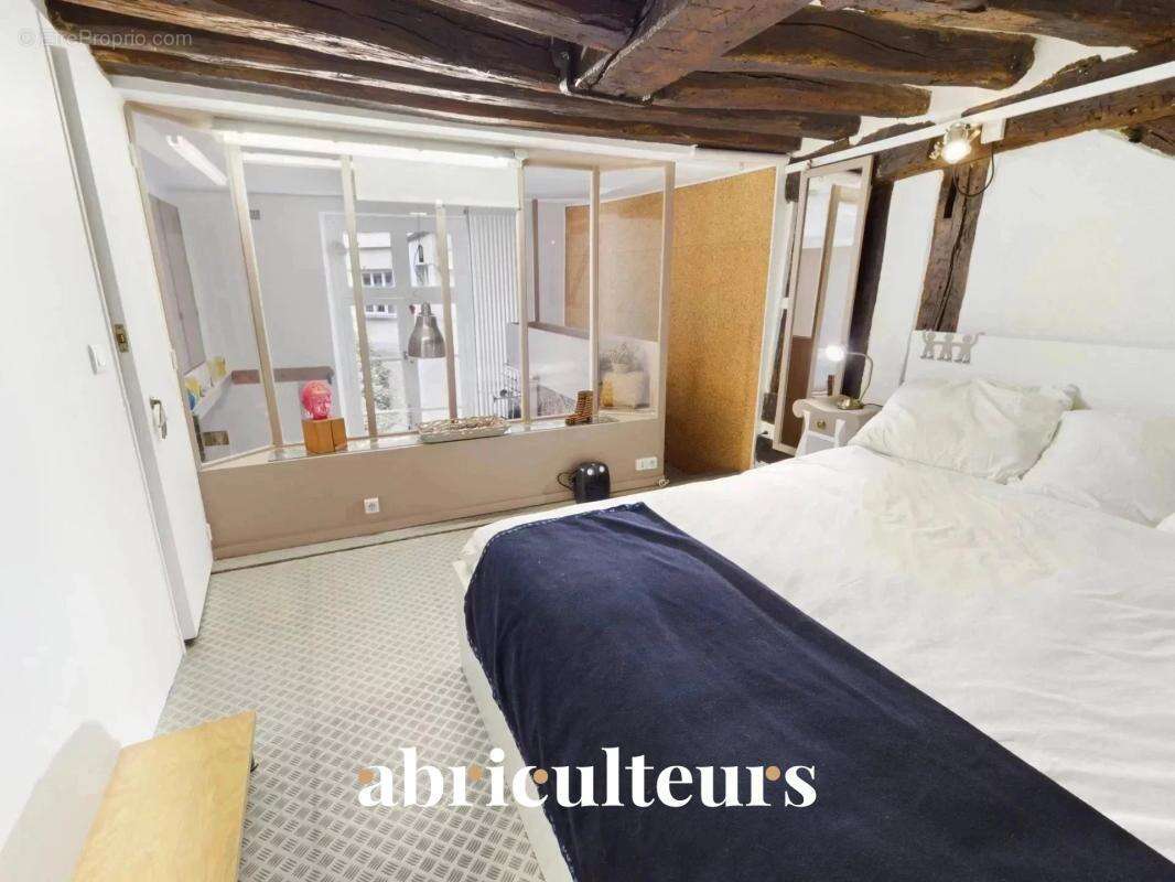 Appartement à PARIS-5E