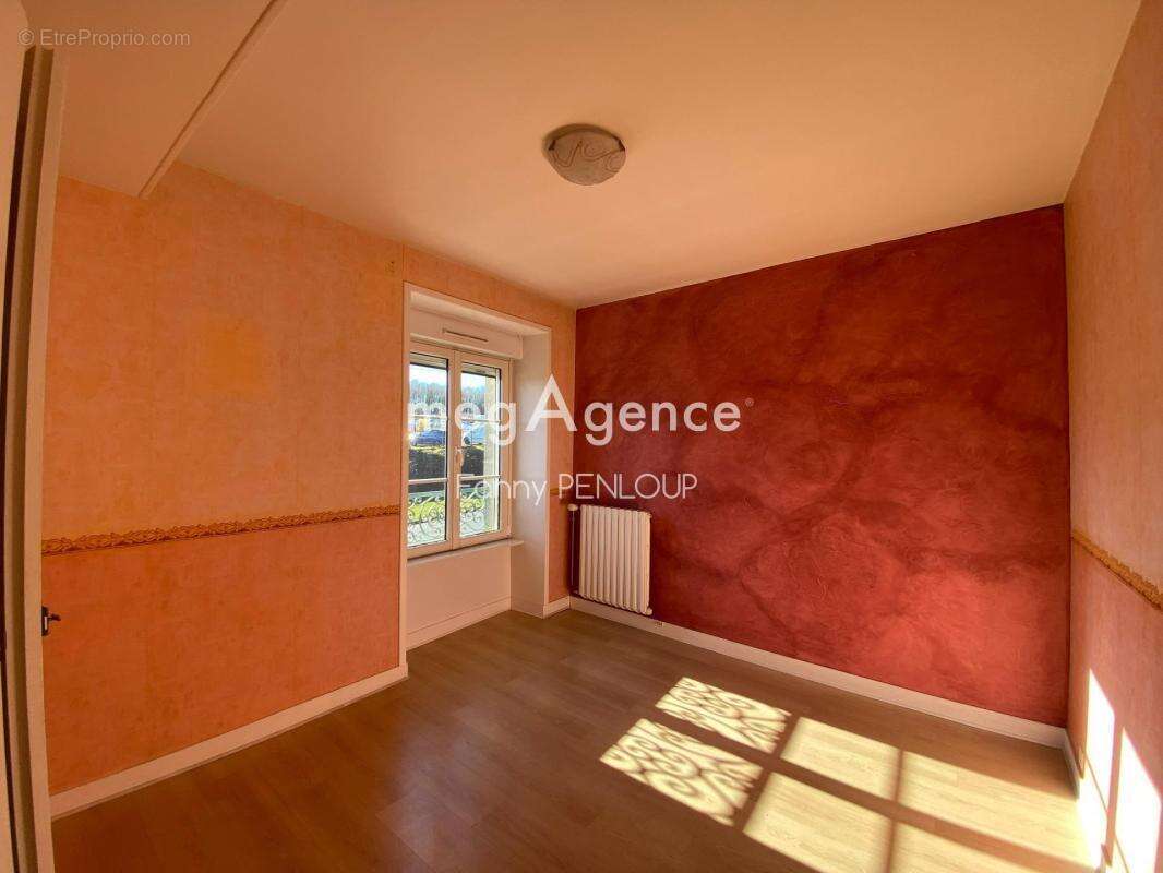 Maison à VILLEDIEU-LES-POELES