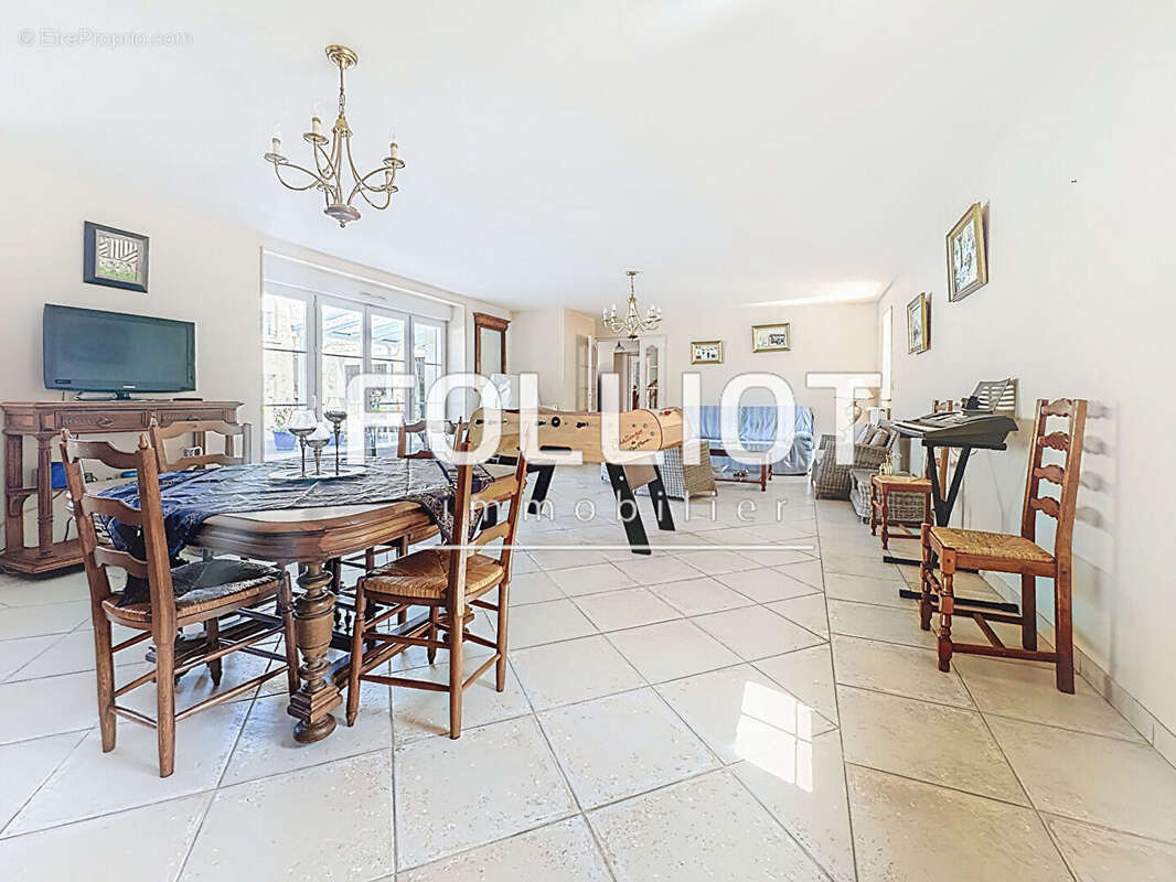 Maison à DOUVRES-LA-DELIVRANDE