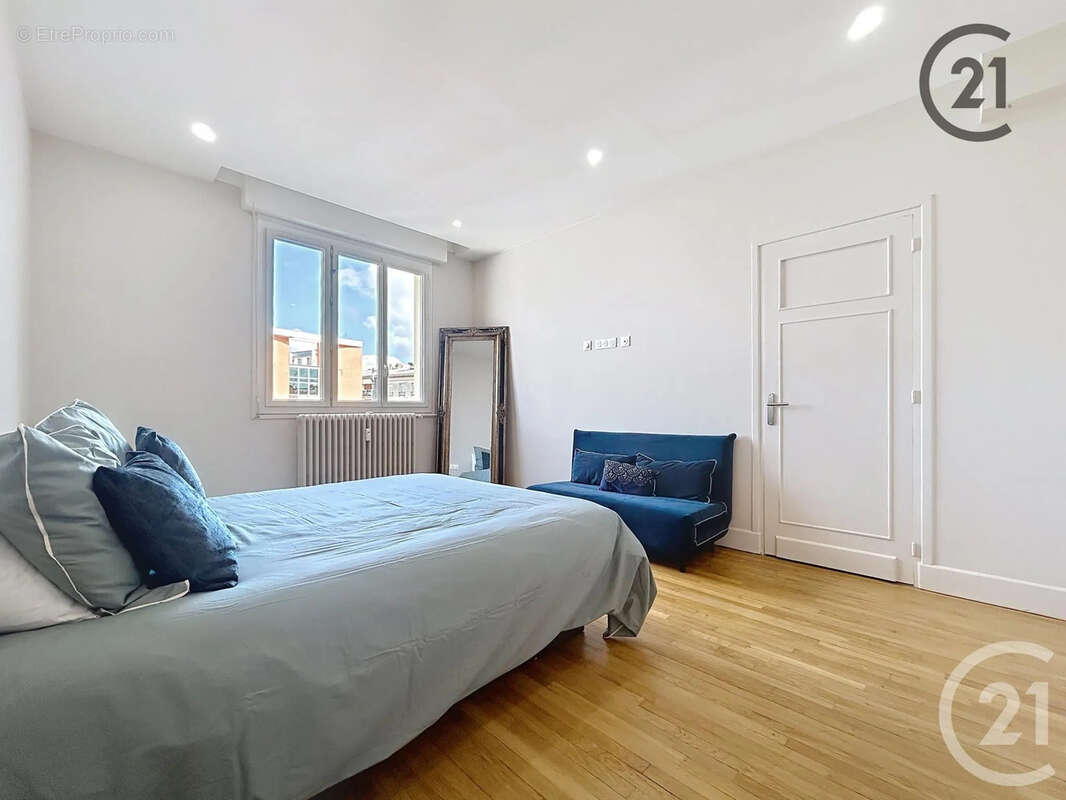Appartement 120 m² à Troyes  - photo 8