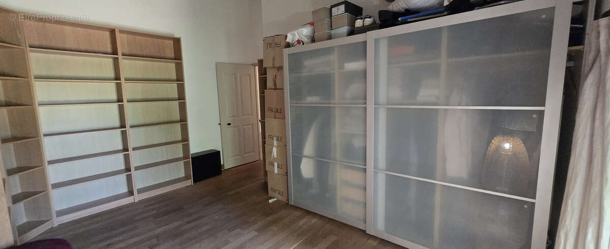 Superbe mas rénové avec piscine + option de parcelle détachable à  Trets (13) - photo 33