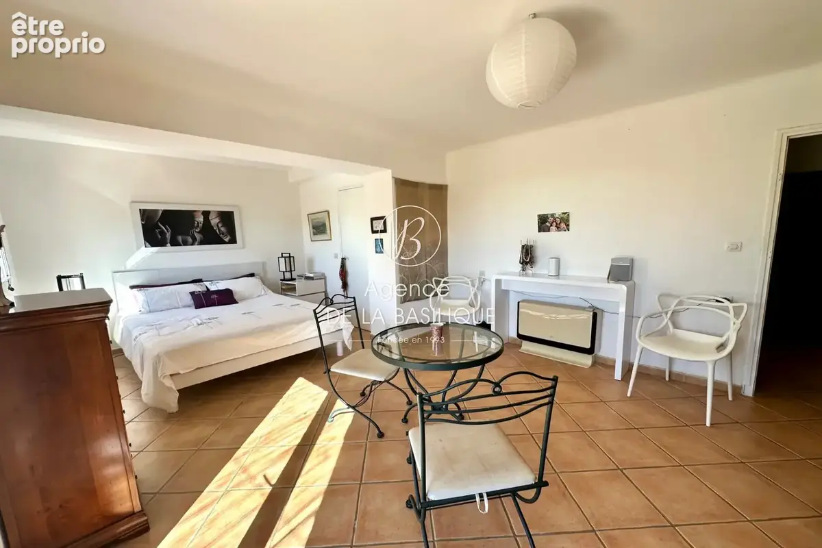 Maison 4 pièces 130 m² à vendre à Varages (83670) - photo 5