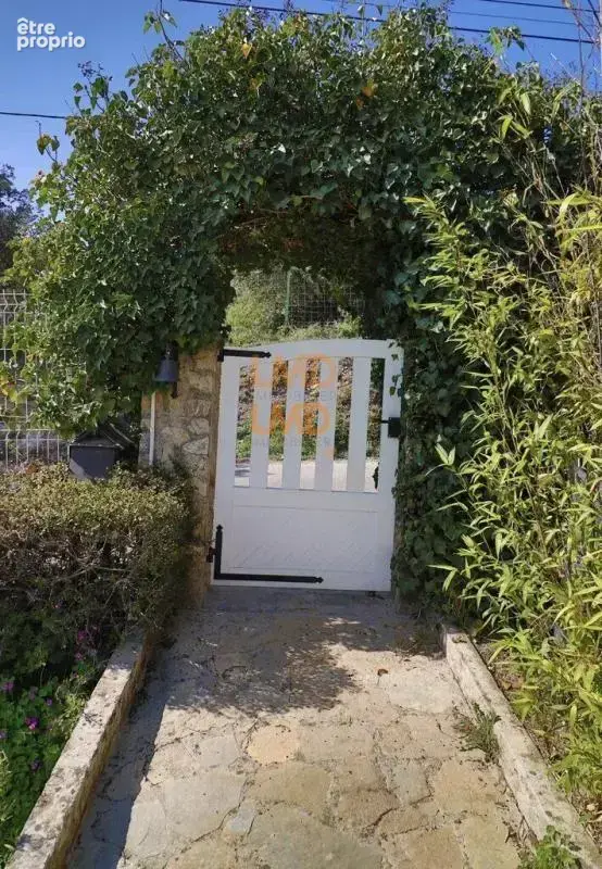 Saint Maximin: Maison T4 127m2 terrain 1000m2 - photo 12