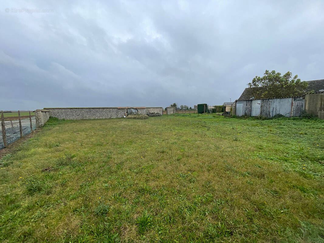 Terrain à SANCHEVILLE