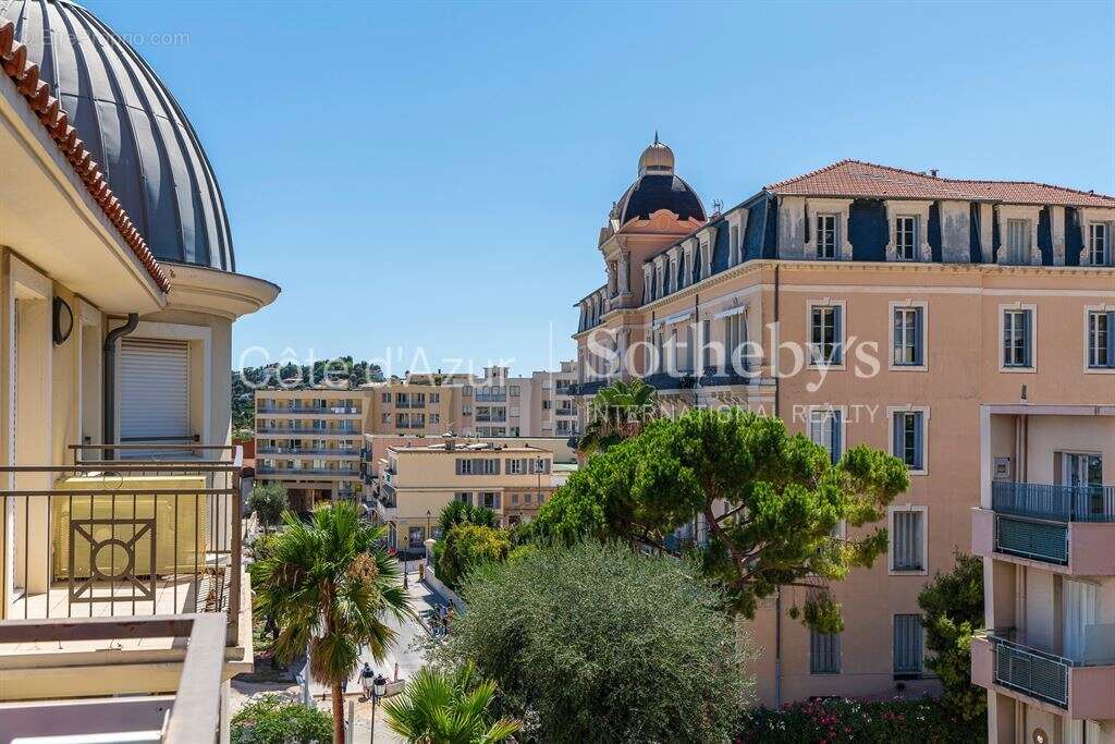 Appartement à BEAULIEU-SUR-MER