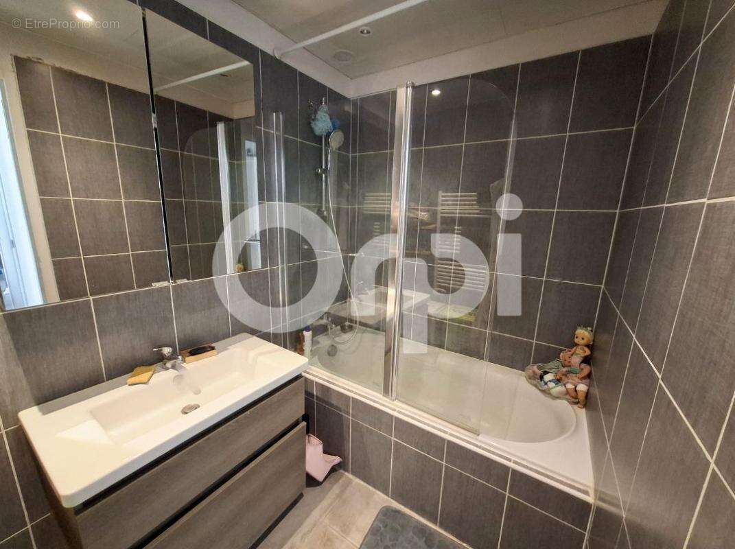 Maison à CUISE-LA-MOTTE