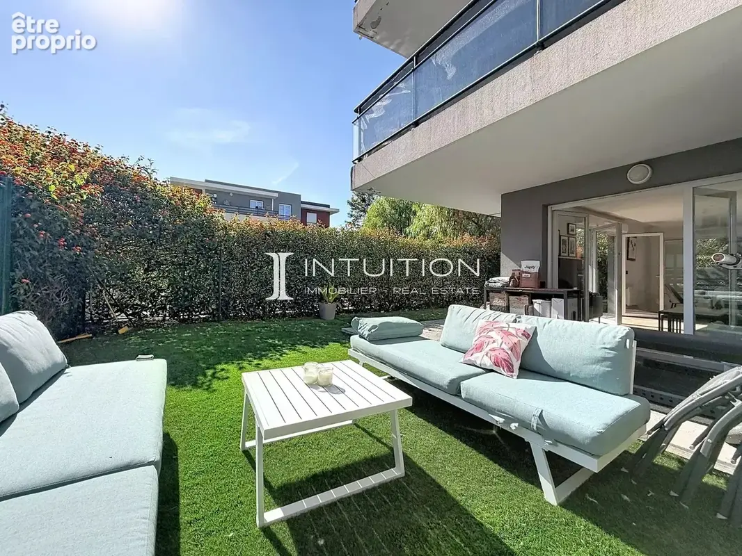 Photo Appartement à Vallauris au prix de 410 000€