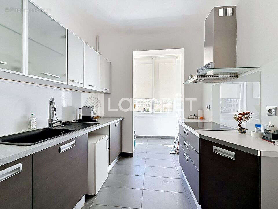 Appartement à MARSEILLE-8E